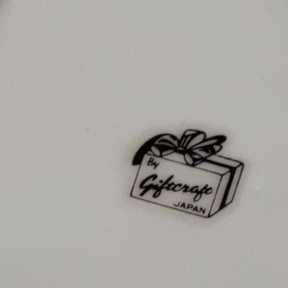 Vintage Poinsettia Tree Candy Dish Christmas Giftcraft Trinket Plate - Picture 5 of 6